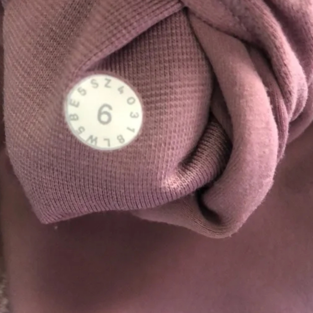 Lululemon Align size 6 - Picture 6 of 6